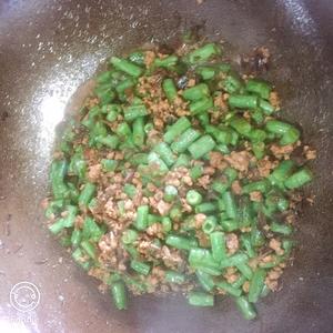 梅干菜肉末豇豆的做法 步骤9