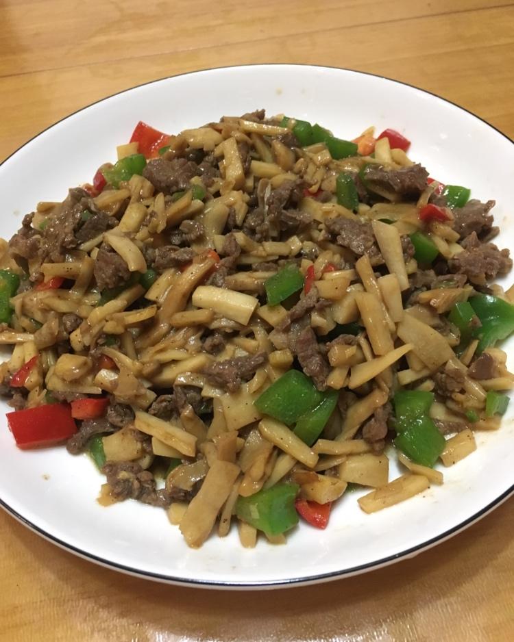 家常菜~杏鲍菇烧牛肉粒