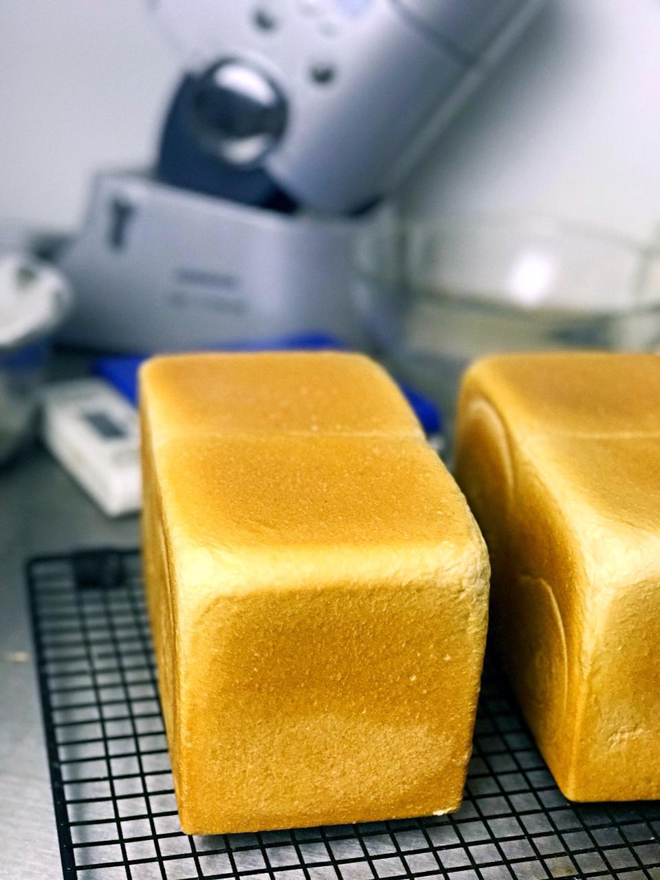 早餐白吐司          （庞多米 Pain de mie）