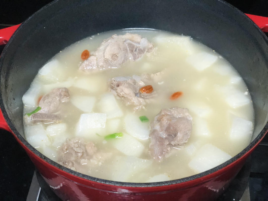 萝卜排骨汤