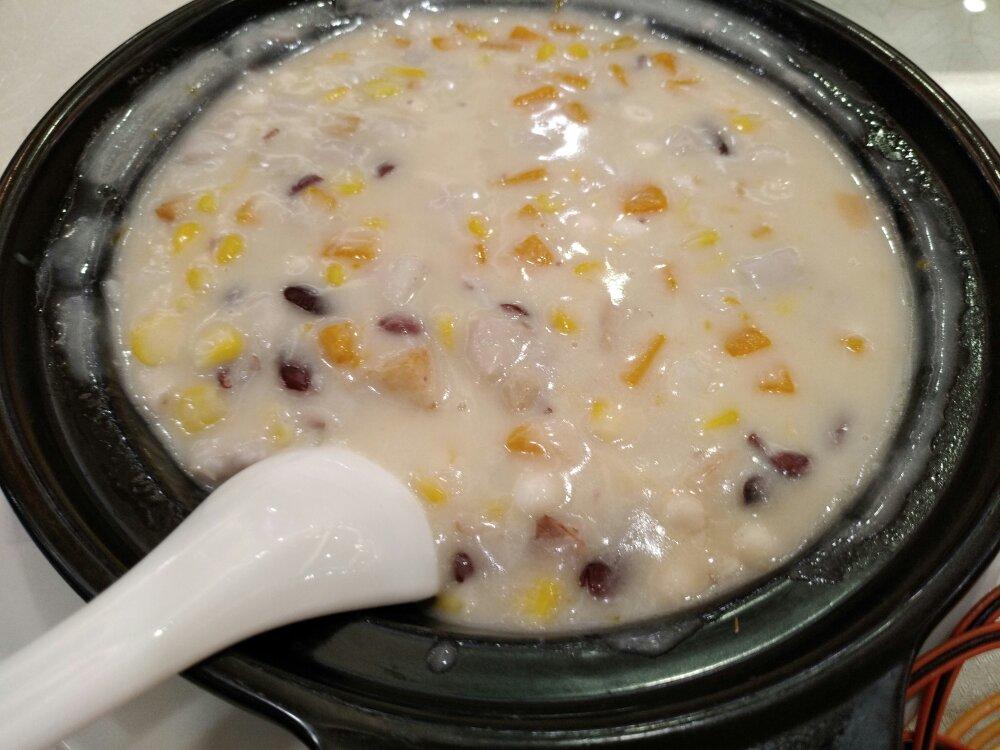 健康零卡糖滋味养生甜汤~椰汁香芋南瓜煲