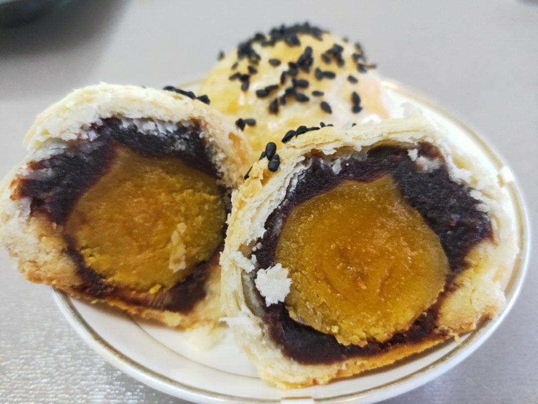 蛋黄酥