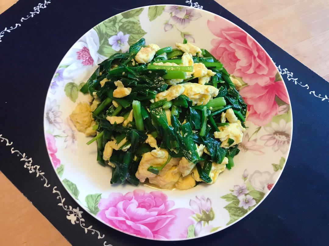 韭菜炒鸡蛋——三分钟快手下饭菜 掌握火候的秘诀
