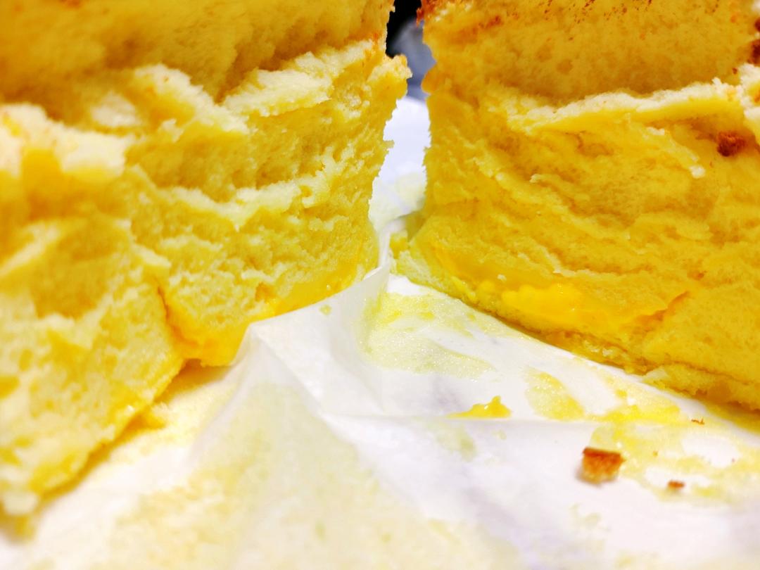 堪比柯基屁股
爆浆芝士🧀古早蛋糕
