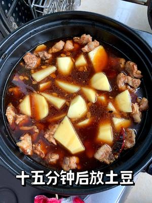超级简单的东北菜｜土豆豆角炖排骨的做法 步骤12