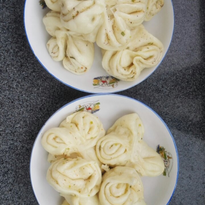 葱油椒盐花卷