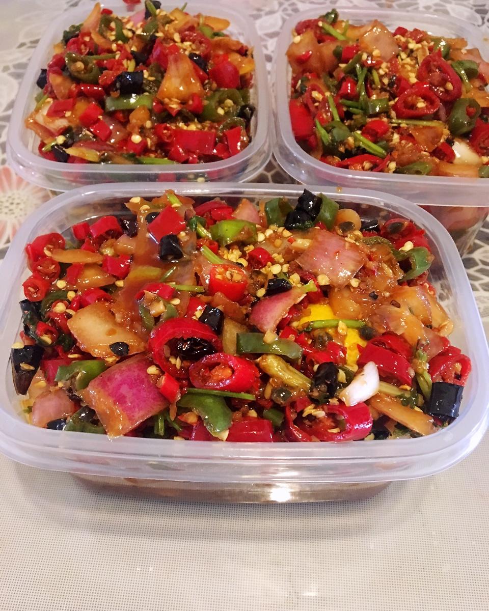 超过瘾的香辣凤爪，白富美抓钱爪