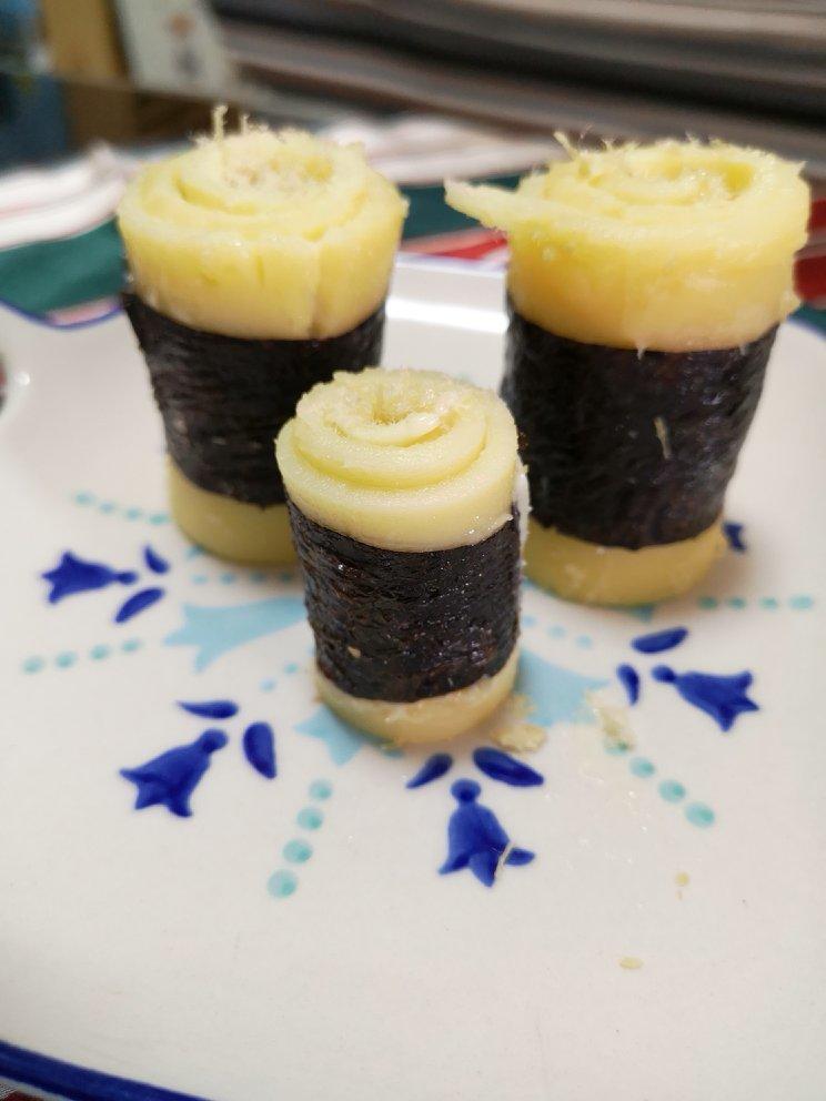 紫菜肉松鸡蛋卷