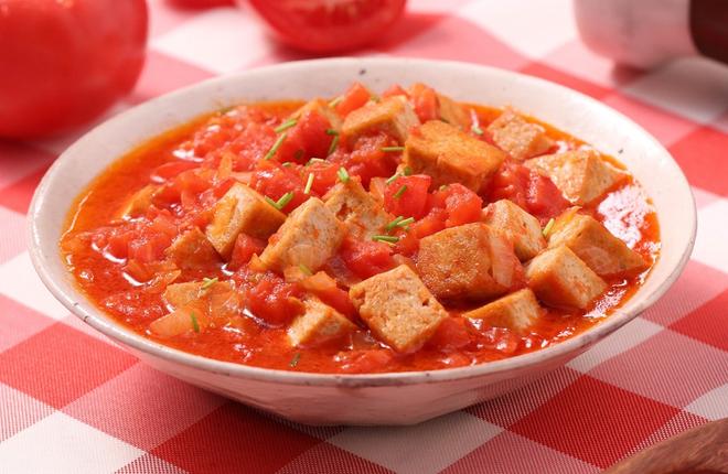 番茄煮豆腐：家常的酸甜美味的做法