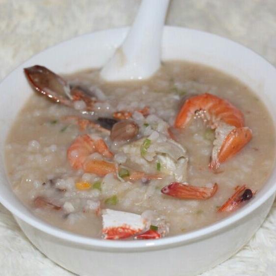 白蟹明虾海鲜粥的做法