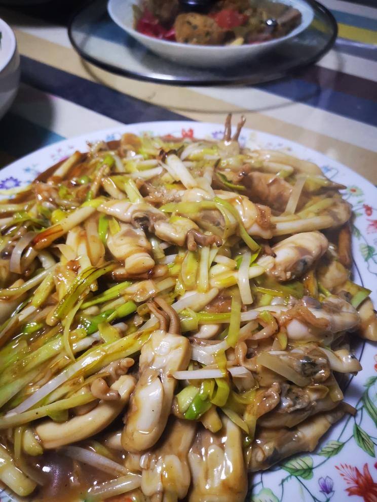蛏子炒韭黄蒜黄