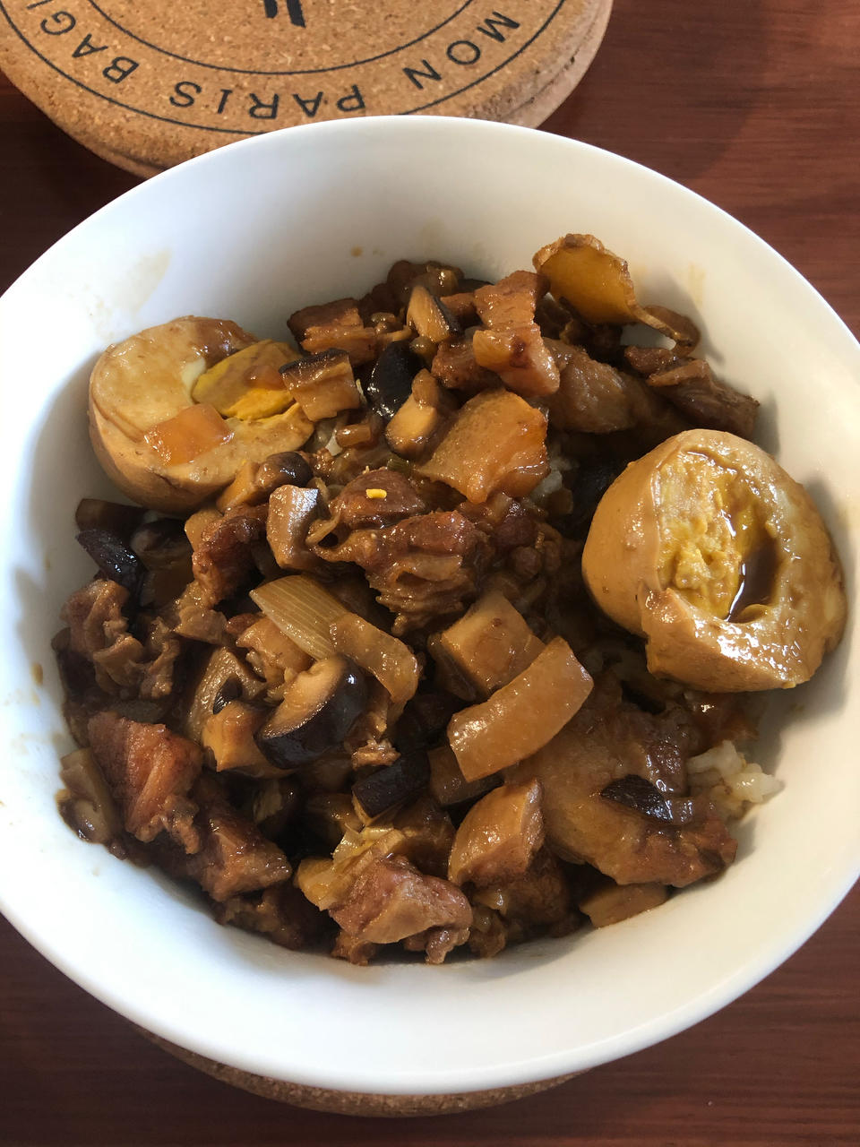 好吃到停不下来的卤肉饭