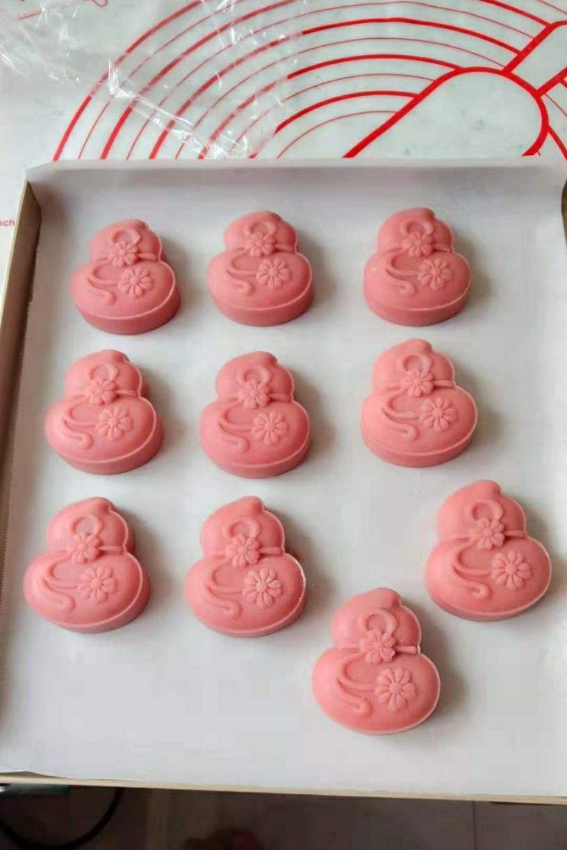 好吃到哭的冰皮月饼（细腻绿豆沙/榴莲）