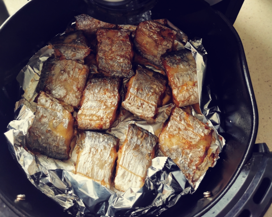 空气炸锅香煎嫩带鱼少油版