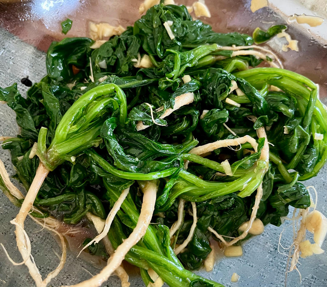 凉拌菠菜(家传秘方)