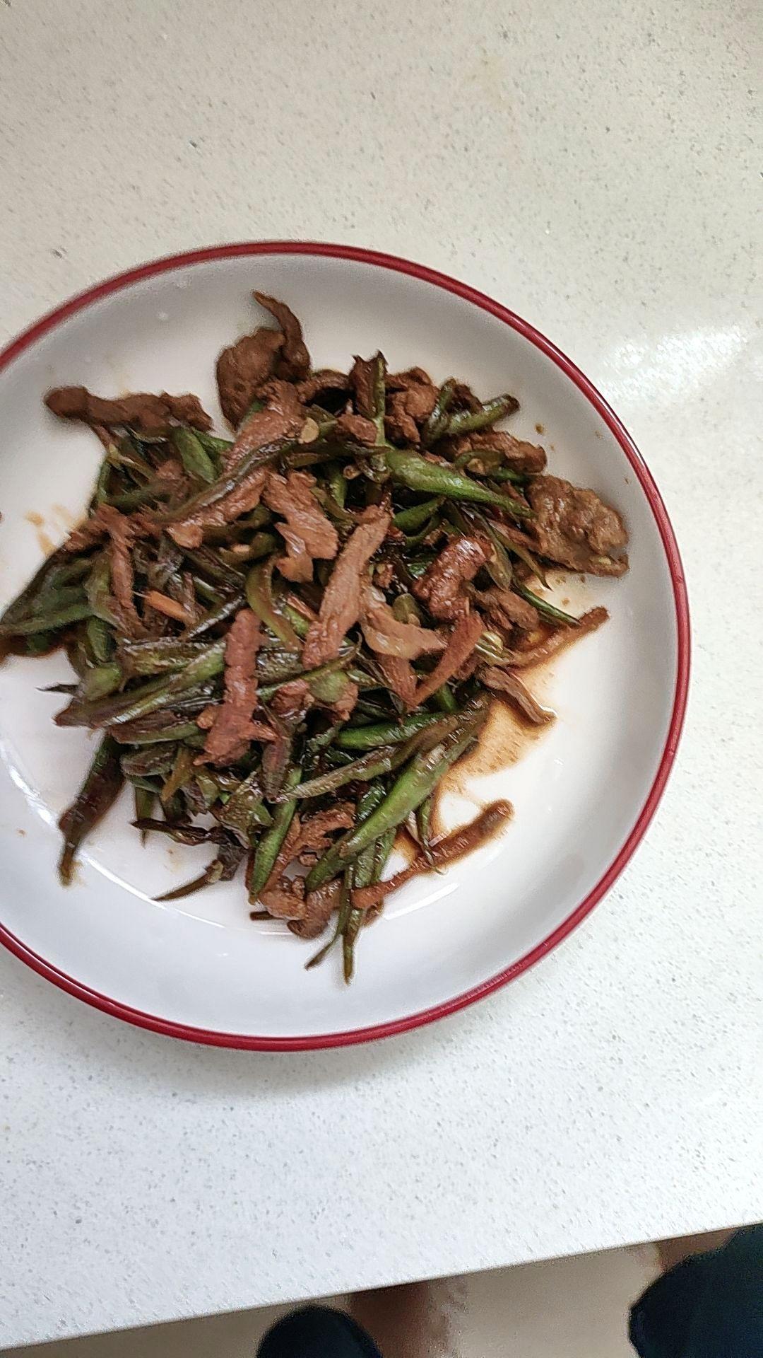 减脂快手菜-牛肉片炒扁豆