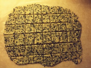 中島志保 酒粕咸味饼干的做法步骤图 翠意悠悠 下厨房 中島志保 酒粕咸味饼干的做法步骤图 翠意悠悠 下厨房