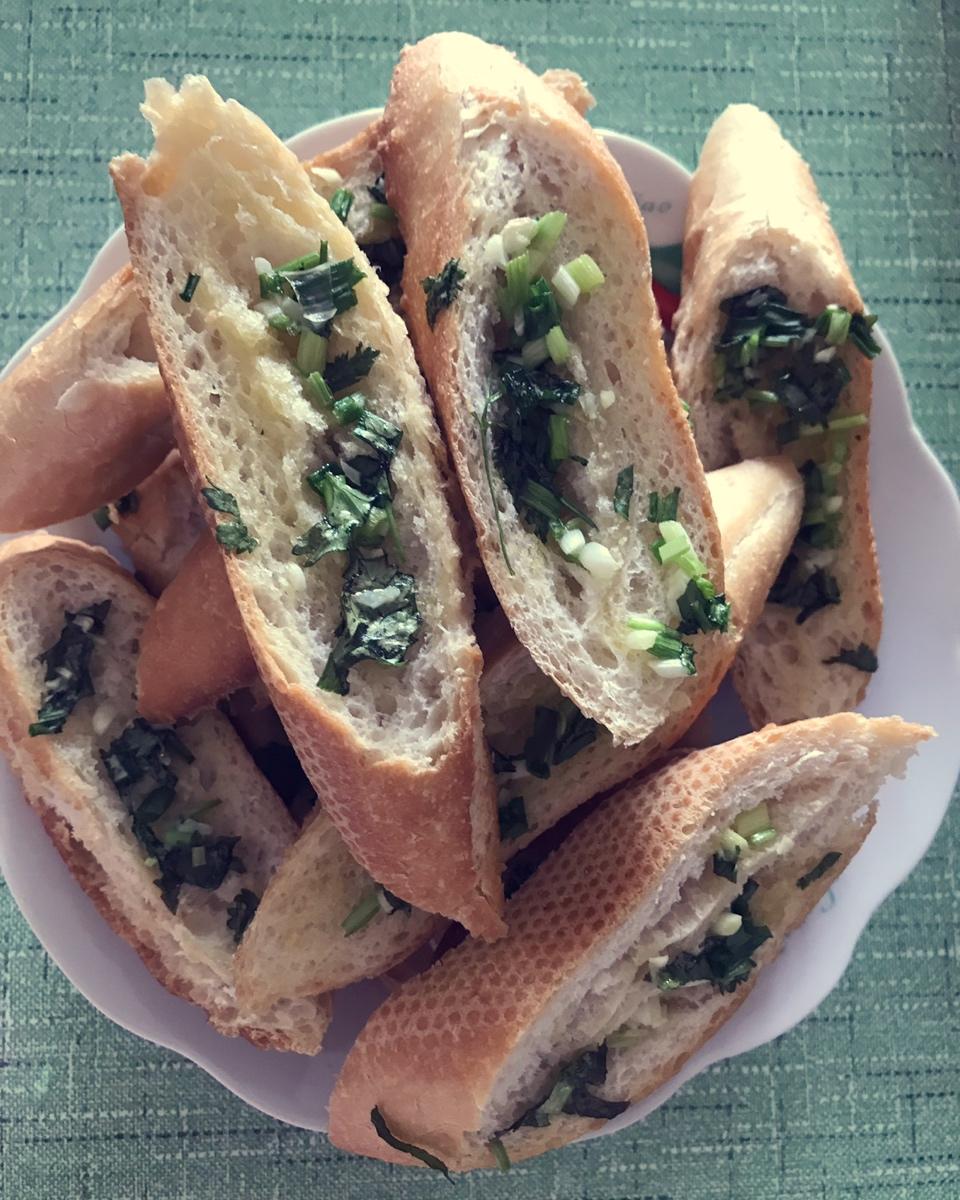 蒜蓉茴香法棍片