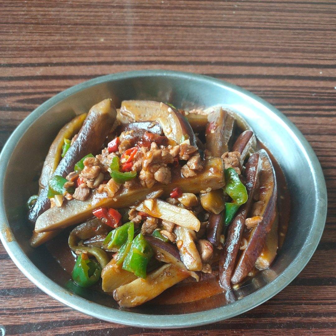 开胃下饭菜！巨简单的家常鱼香茄子煲