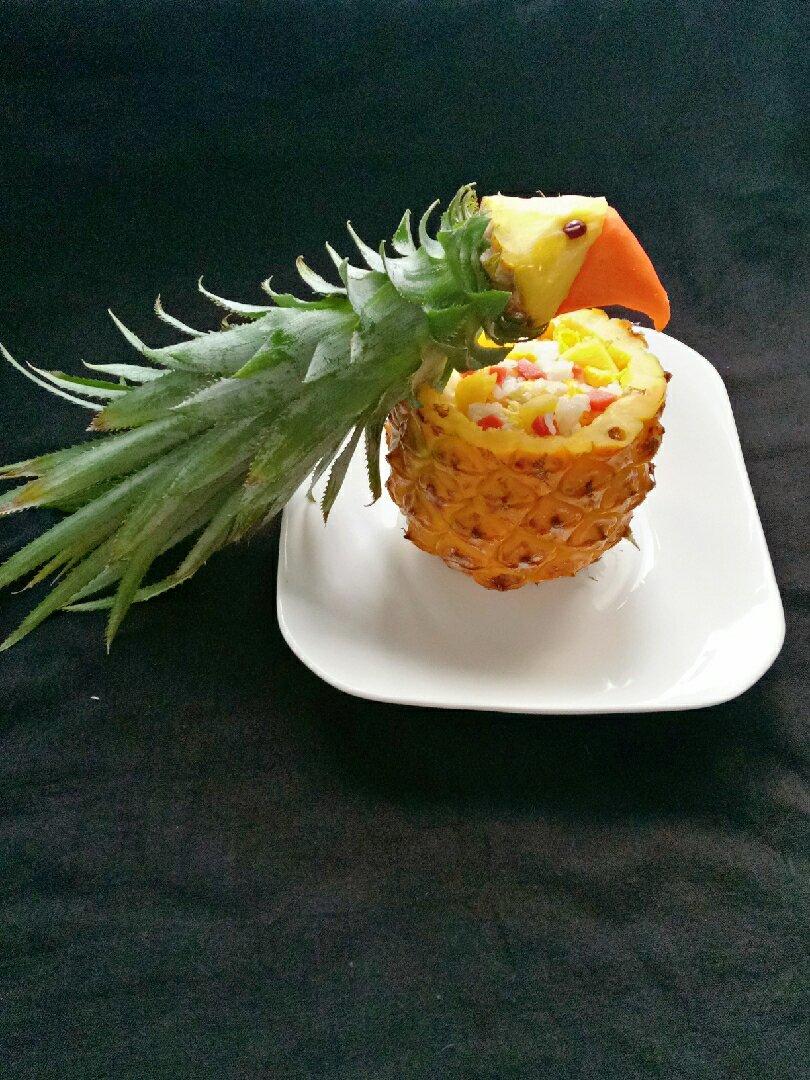 鸟语花香菠萝炒饭