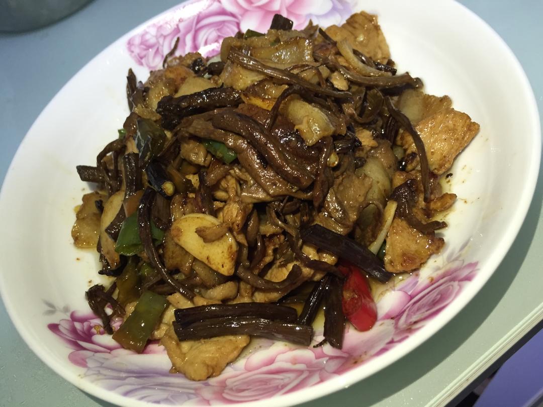 干锅茶树菇