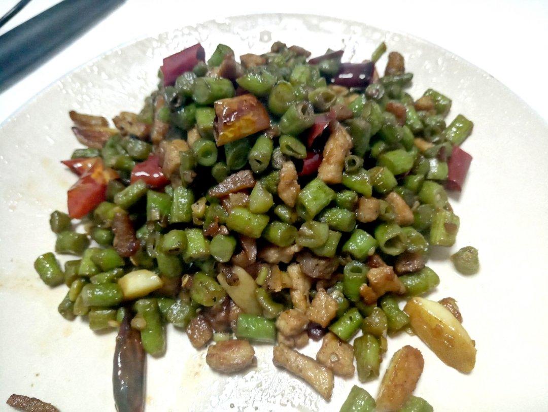 豆角炒肉
