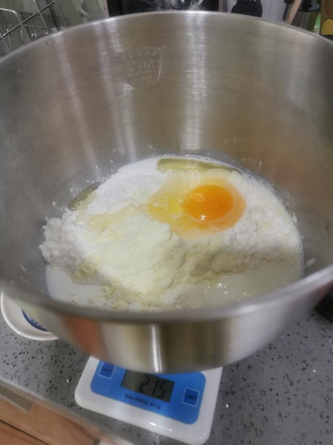 纯奶手撕吐司的做法 步骤1