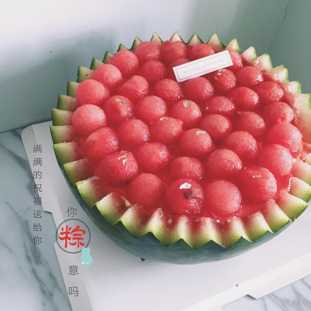 叁月烘焙做的西瓜造型奶油蛋糕
