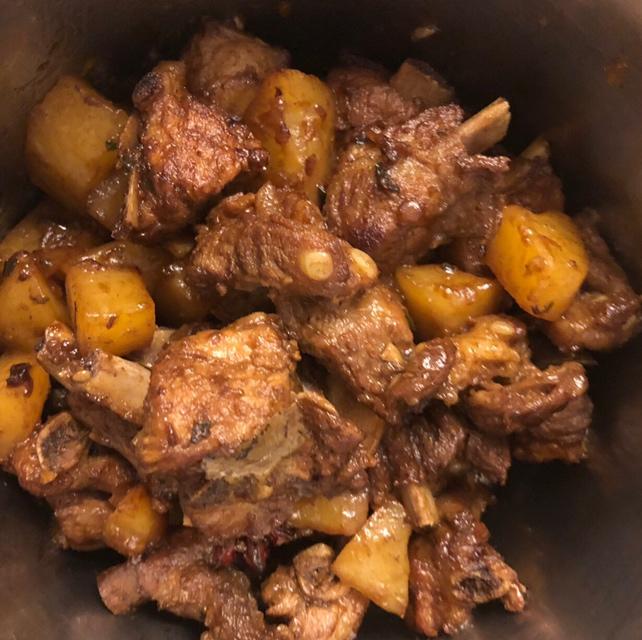 红烧排骨土豆