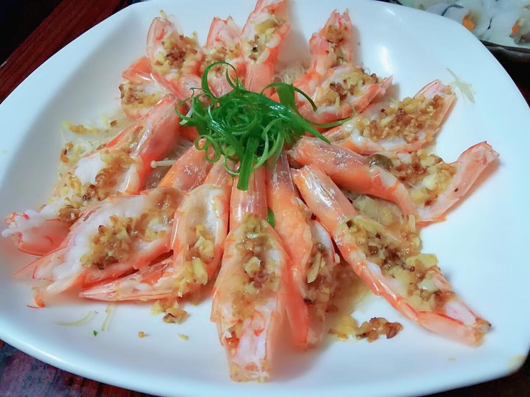 蒜蓉粉丝蒸虾