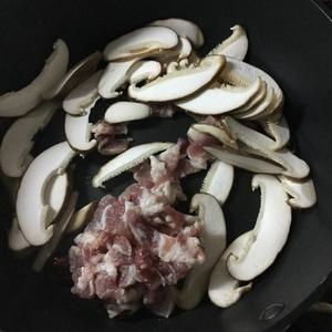 芹菜肉片炒鸡蛋干的做法 步骤4