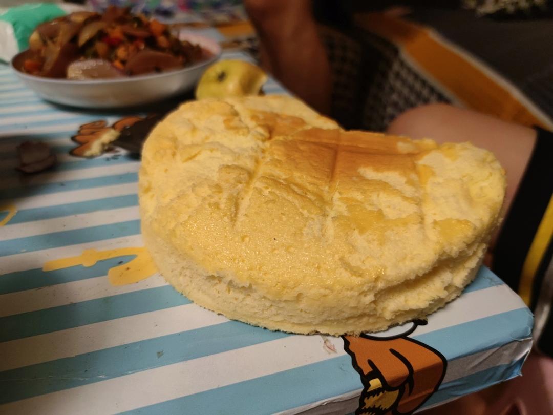 烤箱（电饭煲）通用8寸戚风蛋糕【步骤超详细】（超简单）