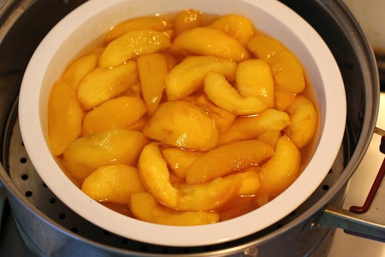 冰糖黄桃/黄桃罐头的做法 步骤2