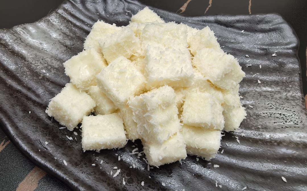 太棒啦！1个方子，做出2道口味一流的甜品！——椰奶小方&炸鲜奶