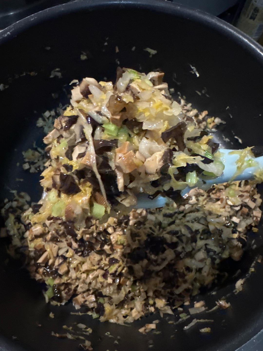 酸菜菌菇馅·素
(饺子、馄饨、锅贴)