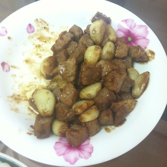 黑蒜子牛肉粒