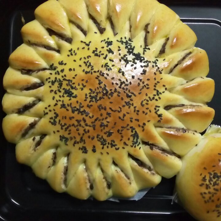 向日葵豆沙面包