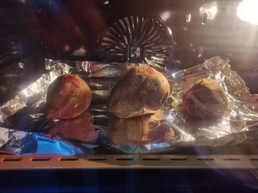 【糯唧唧的烤红薯】糖油四溢皮肉分离外糯里嫩吸溜着吃！