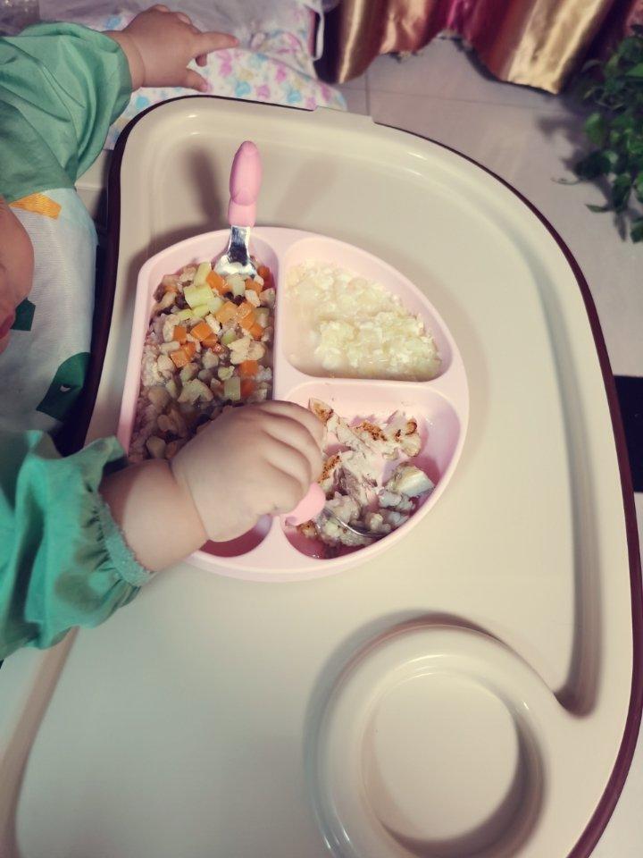 宝贝，妈妈陪你成长