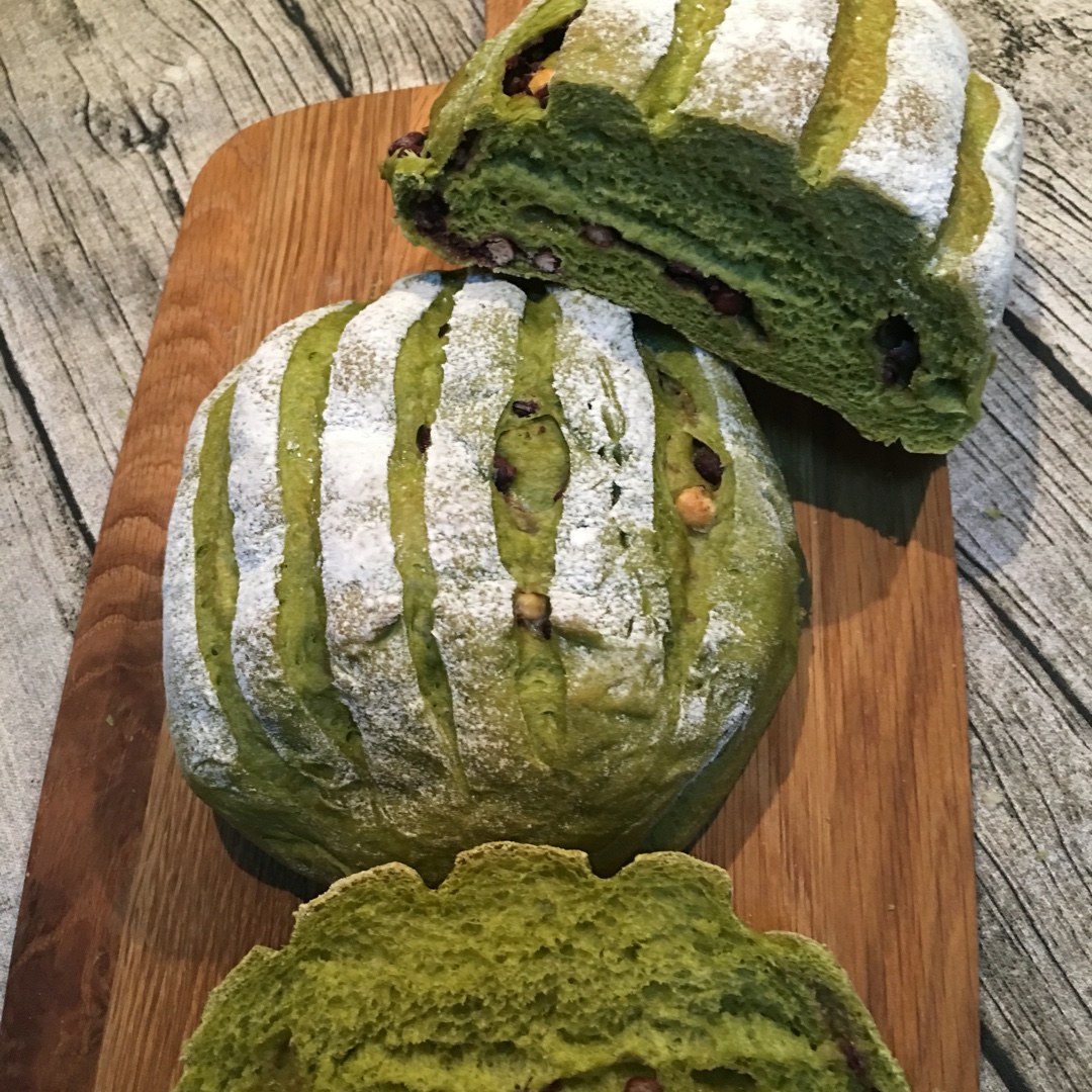 抹茶红豆牛奶哈斯