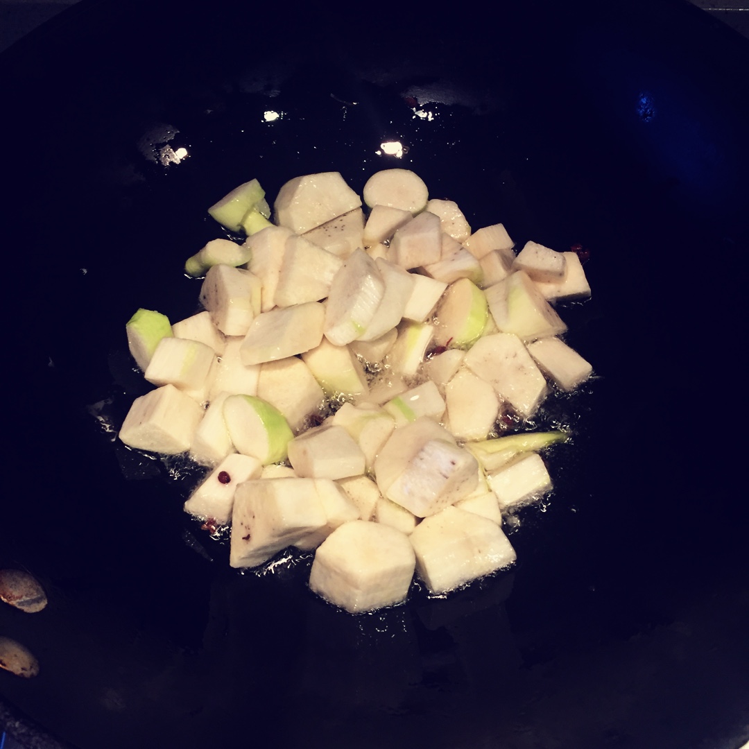 油焖茭白