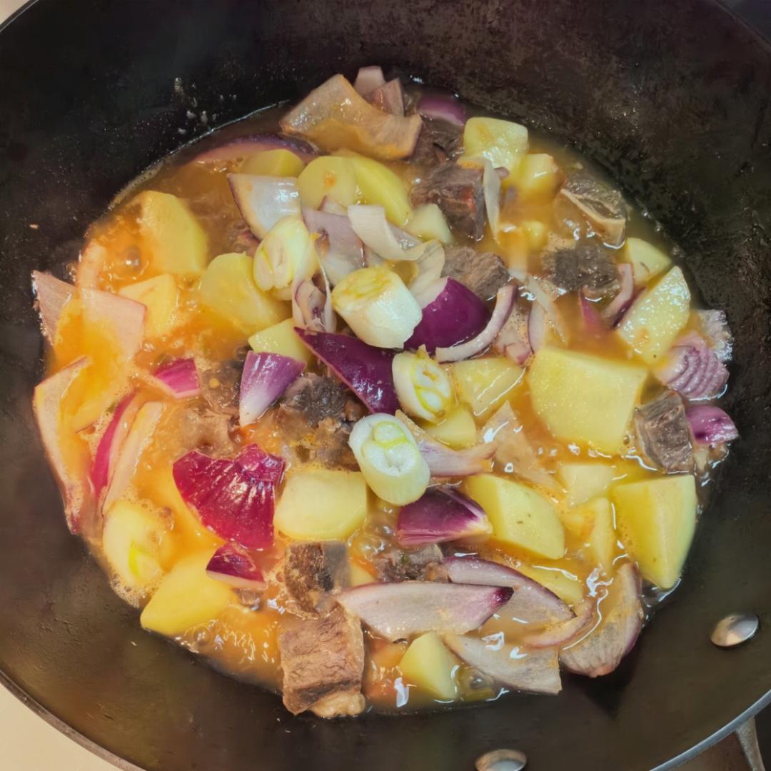 土豆炖牛肉
