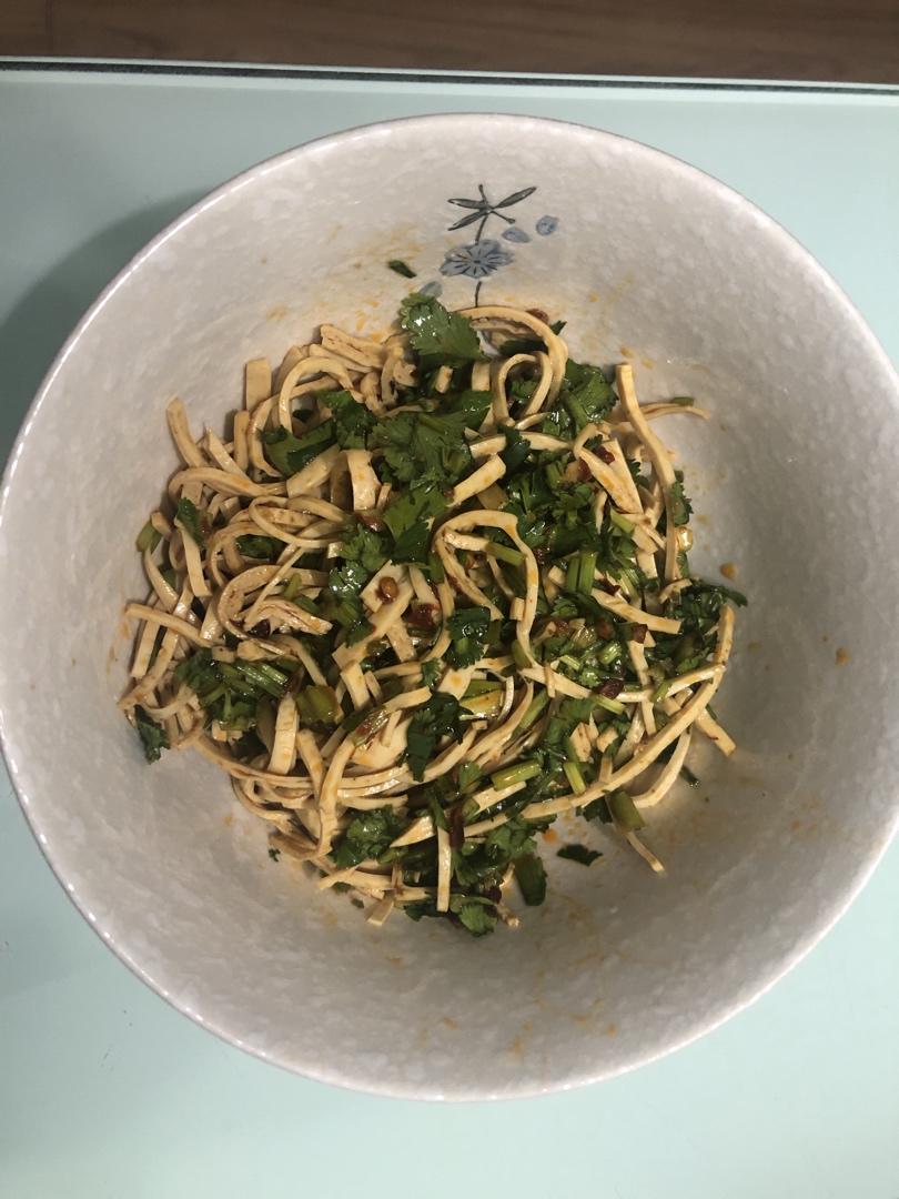 简单拌干丝