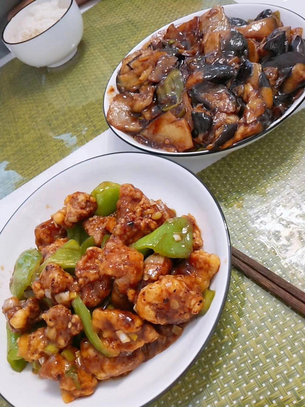 溜肉段烧茄子（东北硬菜呀哈哈）