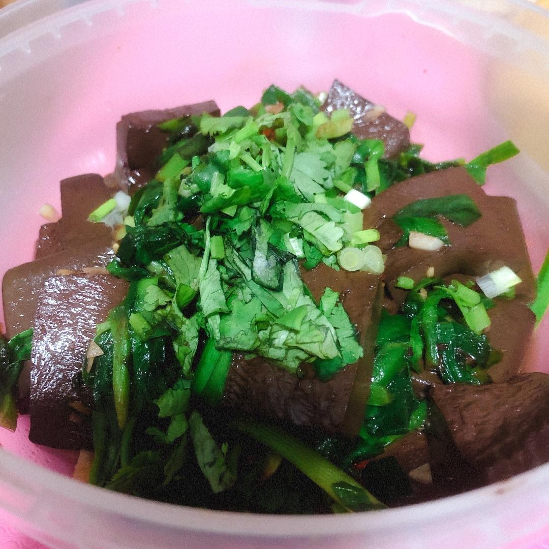 韭菜鸭血