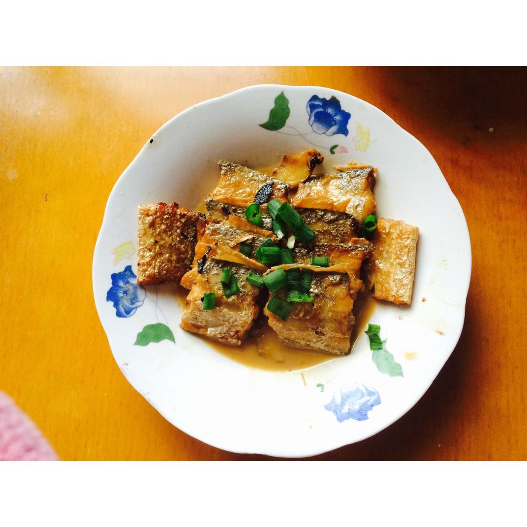 红烧带鱼