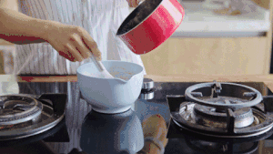 珍珠奶茶雪崩蛋糕【曼食慢语】的做法 步骤12