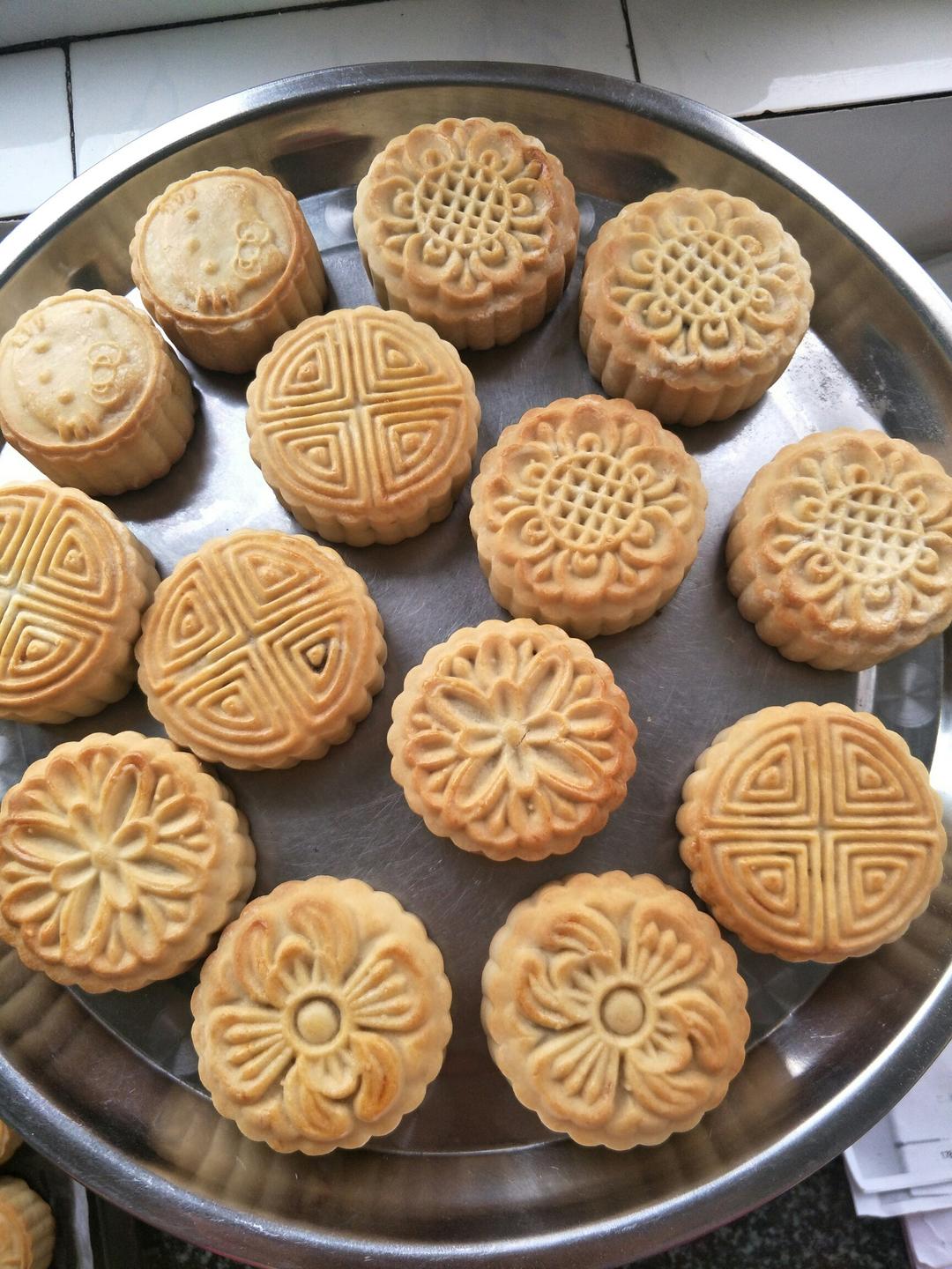 广式月饼——蛋黄莲蓉月饼