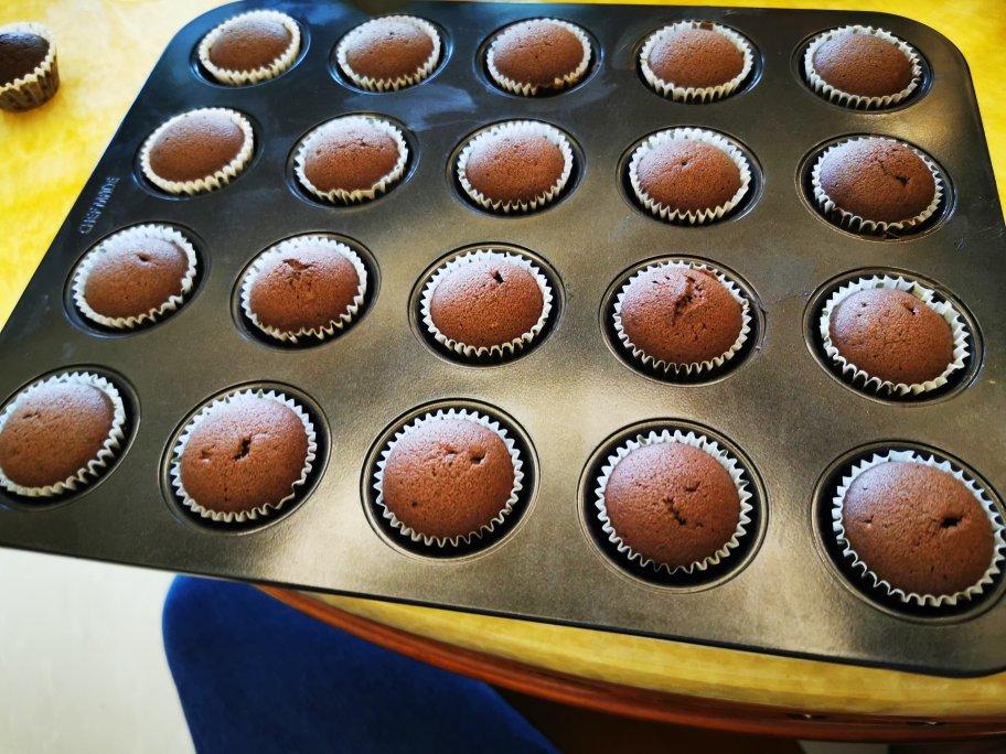 可可巧克力Cupcake纸杯子海绵蛋糕（甜品台都用本方）C6