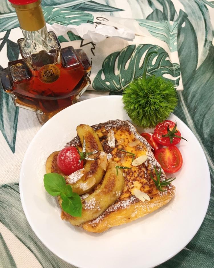 法式吐司配焦糖香蕉